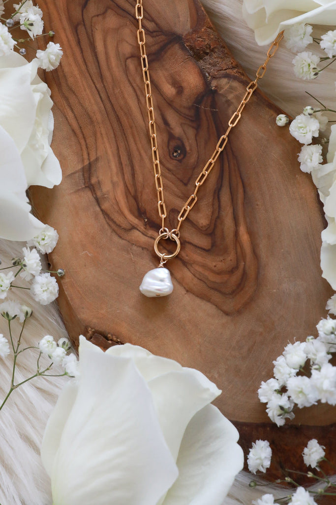 Sage Pearl Goldfilled Necklace