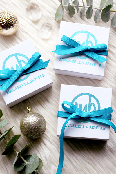 Gift Box + Ribbon Wrap