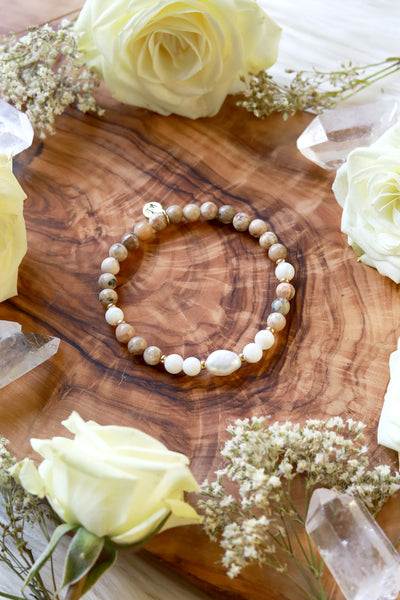 Pearlized Gemstone Bracelet