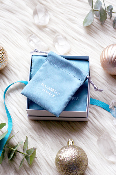 Gift Box + Ribbon Wrap